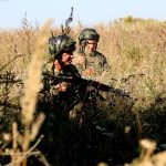 yavoriv-ukraine-ukraine-soldiers-stealthily-advance-e13d6b
