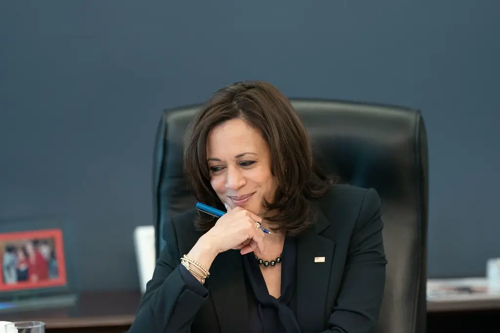 Kamala Harris Fracking Flip-Flop Raises Questions in Key Swing States ...