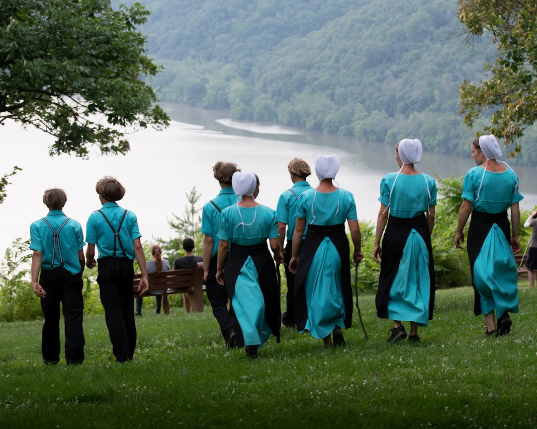 Amish Community Rallies for Trump After Federal Milk Farm Raid