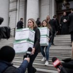 Alberta Delivers 301,620 Signatures as Judge Pauses Vote