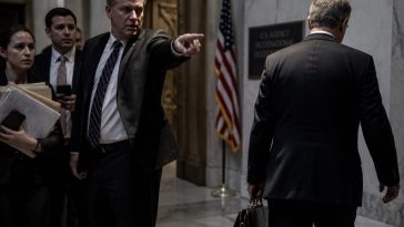 HHS Secretary Robert F. Kennedy Jr. Pushes FDA's Marty Makary Out
