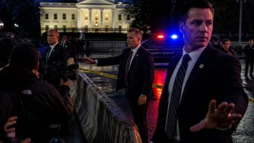 Secret Service Silent as Officer Shoots Near White House, Trump Inside