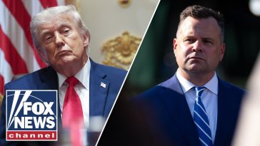 Trump urges Pulte to FIRE intel employees: Report