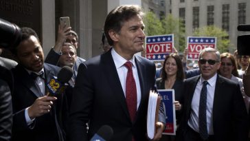 Brad Lander Acquitted in ICE Arrest, Uses Trial as Campaign