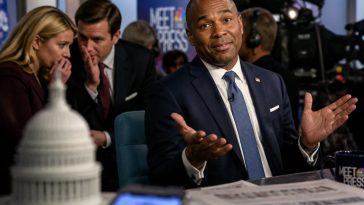 Senator Cory Booker Shrugs as Graham Platner Sex Texts Roil Democrats