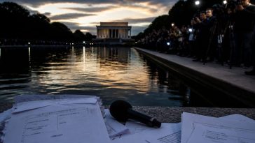 Trump Threatens ABC With Lawsuit Over Lincoln Memorial Pool