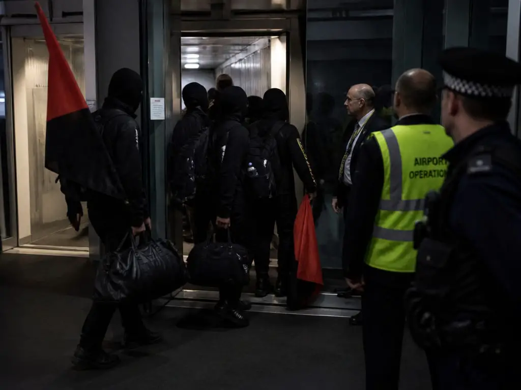 Mullin: Portland Agitators Flew to Newark to Incite Violence