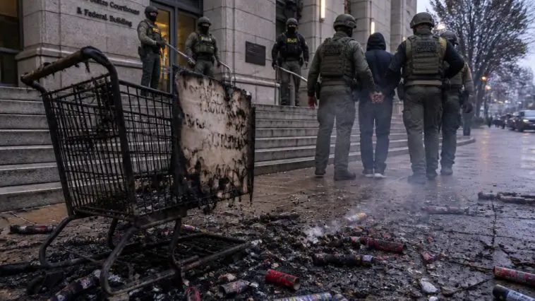 Arsonist Arrested at 26 Federal Plaza After Anti-ICE Device Ignited