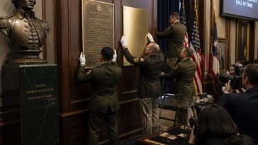 Pentagon Removes James Clapper from DIA, Restores Revolutionary Hero