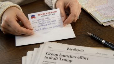 AOC quietly rejoins national DSA as 2028 draft buzz grows