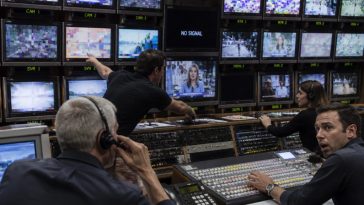 CNN Dark 30 Minutes During Inside Politics — Viewers Demand Answers