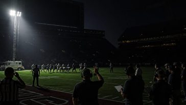 Jim Phillips OKs Playing Through Doak Campbell Power Outage