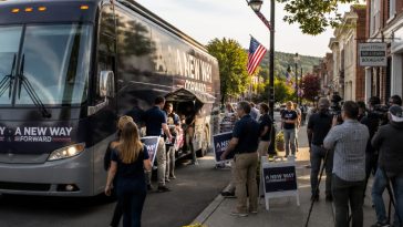 Shapiro’s Bus Tour Is Campaign Theater — Chance for Garrity