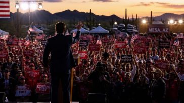 Trump warns Arizona voters: Vote GOP or face living in hell