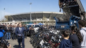 Spitzer Crushes 1,000 E‑Bikes as Injuries Soar 430%