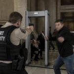 Nashville Courthouse Guard Shoots Attacker After Gun Fails