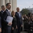 Elite-Driven Lawsuit Seeks Court Control Over White House Access
