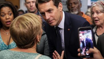 Gov. Gavin Newsom Embraces DSA Rise, Signals Leftward Shift